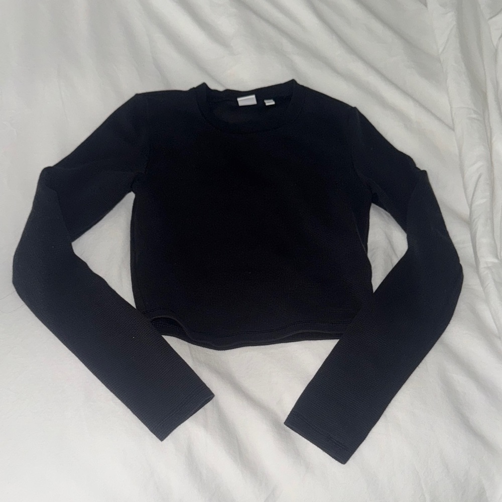 TNA Black Long Sleeve Crop Top